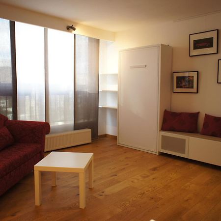 Apartments Berlaymont Ohy Bryssel Rum bild